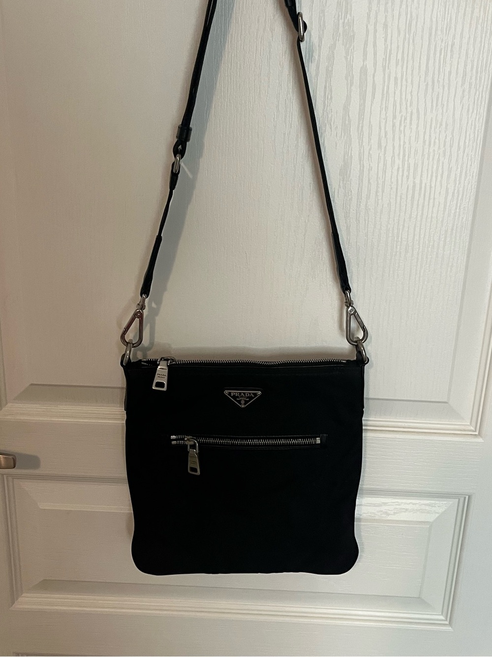 Authentic Vintage Prada Nylon Crossbody Messenger Bag ✨